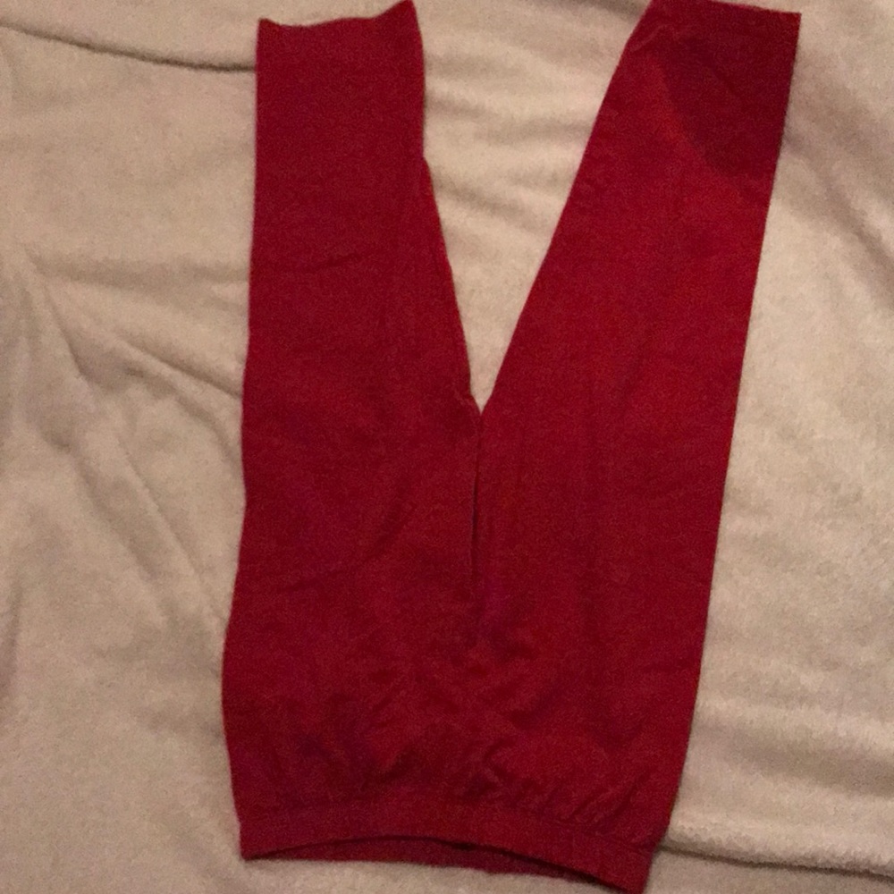 Red capris leggings
